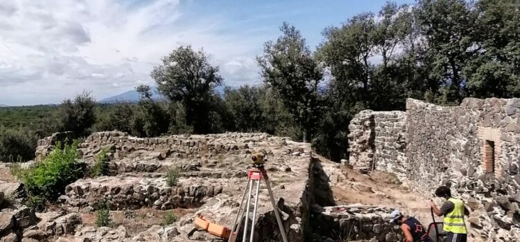Campanya arqueològica 2021 al Castell de Malavella